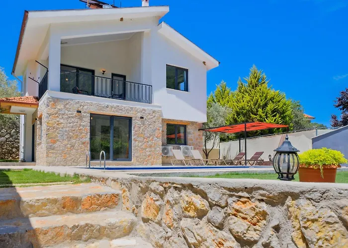 Kizilbella 1, Lueks Havuzlu Korunakli Tas