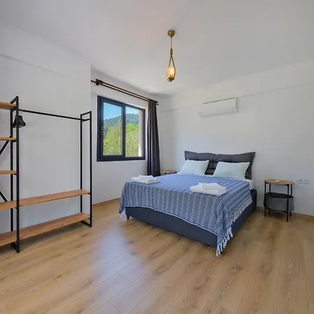 Kızılbella 1, Lüks Havuzlu Korunaklı Taş