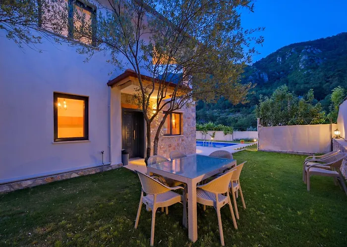 Kizilbella 1, Lueks Havuzlu Korunakli Tas *