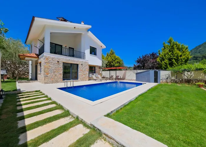 Kizilbella 1, Lueks Havuzlu Korunakli Tas *