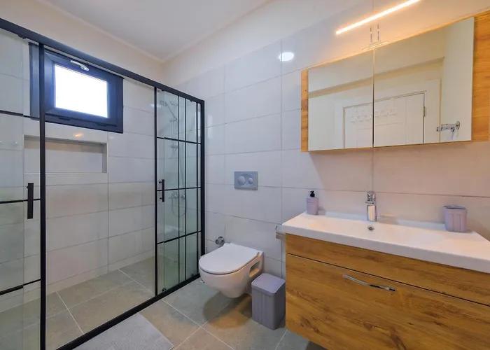 Villa Kızılbella 1, Lüks Havuzlu Korunaklı Taş Fethiye