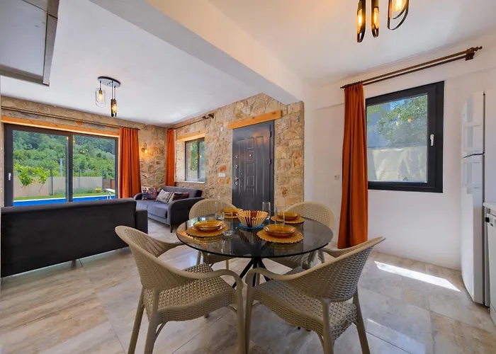 Kızılbella 1, Lüks Havuzlu Korunaklı Taş * Fethiye